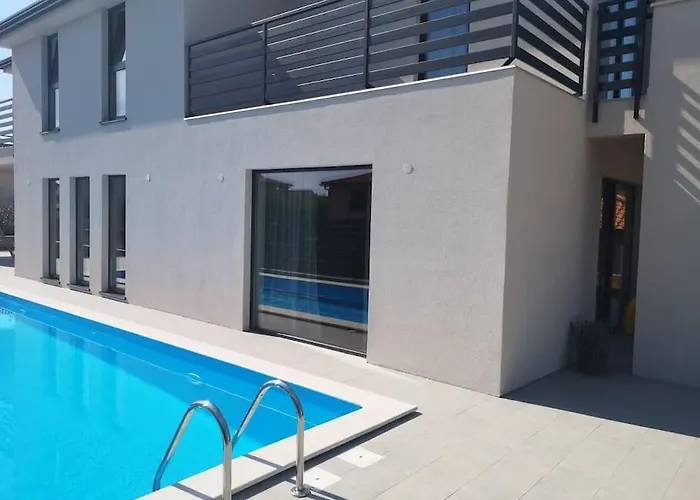 Marcante - Designer, Romantic Pool View Poreč