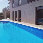 Marcante - Designer, Romantic Pool View