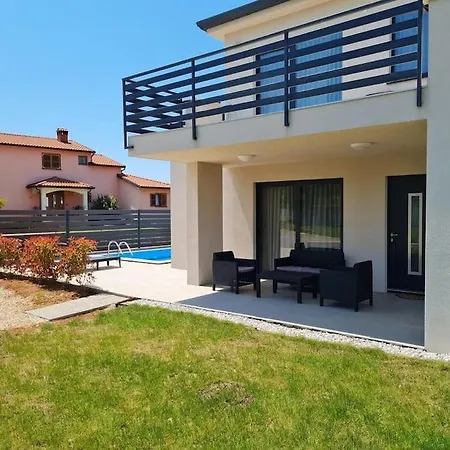 Marcante - Designer, Romantic Pool View Appartement *